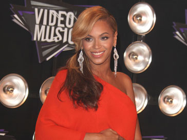 В следующем году Бейонсе (Beyonce Knowles) станет мамой В следующем году Бейонсе (Beyonce Knowles) станет мамой
