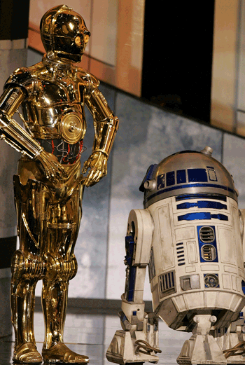 Дроиды C3PO и R2D2 Дроиды C3PO и R2D2