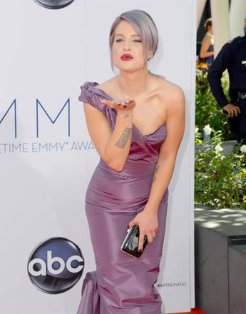 Келли Осборн (Kelly Osbourne) в платье от Zac Posen.