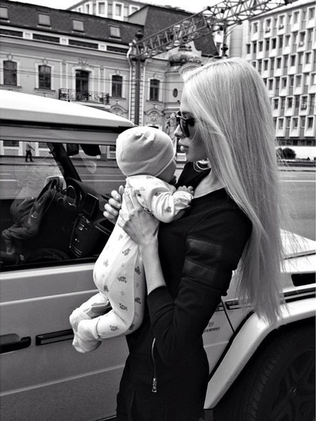 Алена Шишкова Алена Шишкова