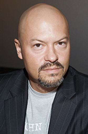 Федор Бондарчук, актер, кинорежиссер, продюсер, телеведущий, лауреат кинопремий «Ника» и «Золотой орел» за фильм «9 рота» (2005 год). Снял дилогию «Обитаемый остров» (2008–2009 годы), продюсировал картины «В движении», «Духless», «Два дня», «Евгений Онегин» и другие.