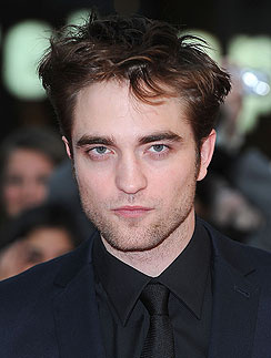Роберт Паттинсон любит взъерошенные волосы. Роберт Паттинсон (Robert Pattinson)