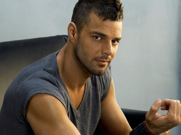 Рики Мартин (Ricky Martin) не раз удостаивался премий за то, что он гей и гордится этим Рики Мартин (Ricky Martin) не раз удостаивался премий за то, что он гей и гордится этим