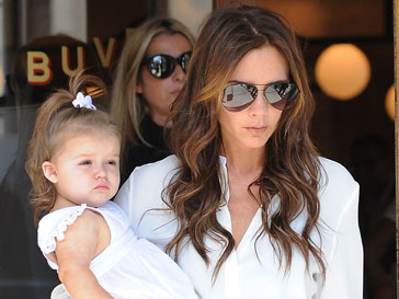Виктория Бекхэм (Victoria Beckham), по слухам, ждет пятого ребенка Виктория Бекхэм (Victoria Beckham), по слухам, ждет пятого ребенка