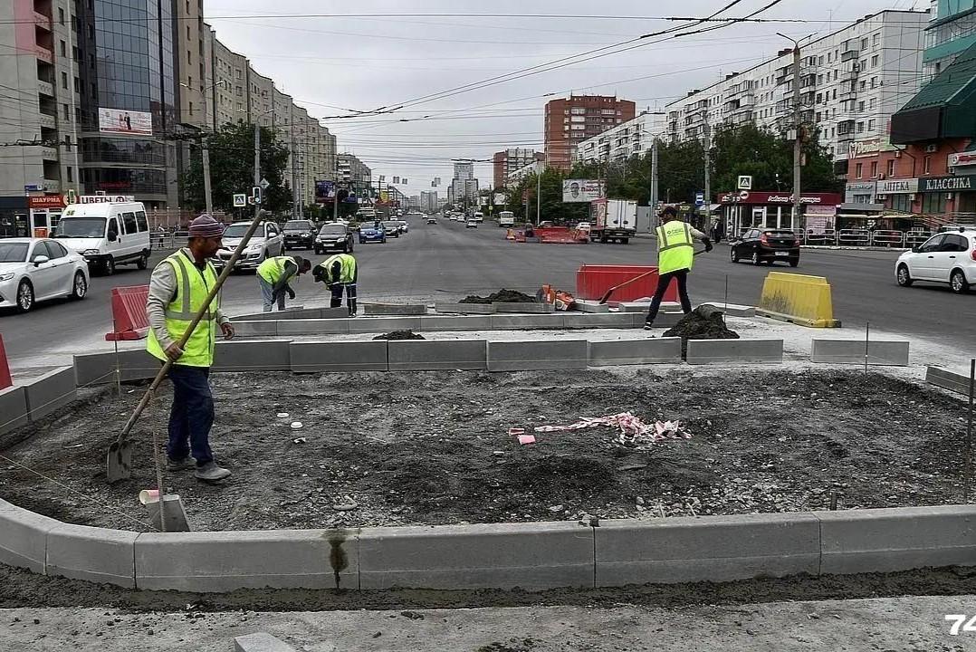 « ,  »:         