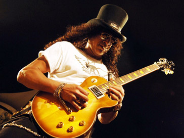 Слэш (Slash) продаст автомобиль Слэш (Slash) продаст автомобиль