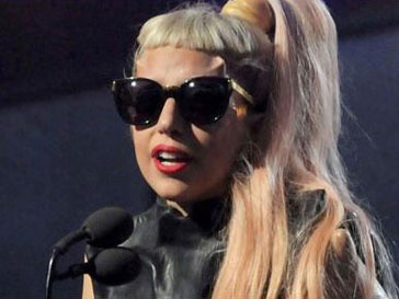 Леди ГаГа (Lady GaGa) лысеет Леди ГаГа (Lady GaGa) лысеет