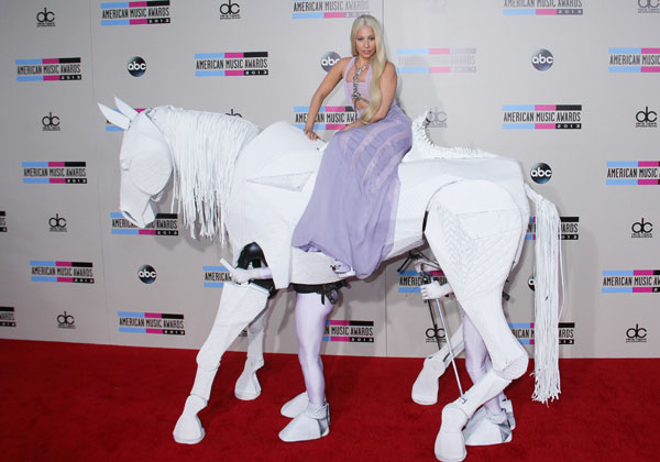 Леди ГаГа на American Music Awards-2013 Леди ГаГа на American Music Awards-2013