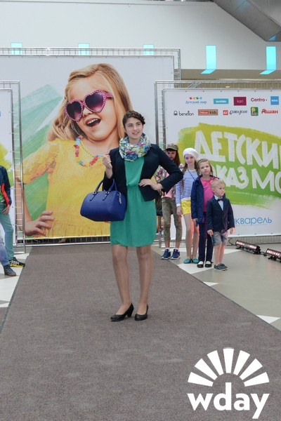 Детский показ моды в ТРЦ Акварель 4 апреля Модная детская одежда, детская мода фото