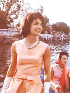 Икона стиля Жаклин Кеннеди. Жаклин Кеннеди (Jacqueline Kennedy)