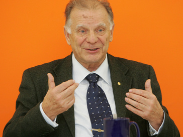 Жорес Алферов Жорес Алферов