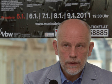 Джон Малкович (John Malkovich) Джон Малкович (John Malkovich)