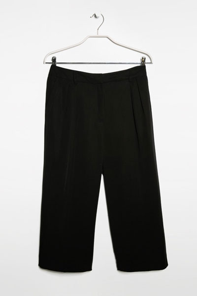 Укороченные брюки Mango, 2699 р. Укороченные брюки Mango, 2699 р.