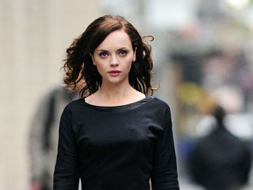 Наряд Кристины Ричи (Christina Ricci) был разыгран в конкурсе Наряд Кристины Ричи (Christina Ricci) был разыгран в конкурсе