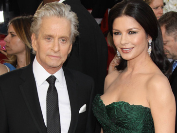 Майкл Дуглас (Michael Douglas) и Кэтрин Зета-Джонс (Catherine Zeta-Jones) прошли через страшный период. Майкл Дуглас (Michael Douglas) и Кэтрин Зета-Джонс (Catherine Zeta-Jones) прошли через страшный период.