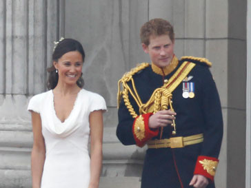Платье Пиппы Миддлтон (Pippa Middleton) стало одним из самых желанных нарядов миллионов невест по всему миру Платье Пиппы Миддлтон (Pippa Middleton) стало одним из самых желанных нарядов миллионов невест по всему миру