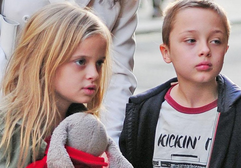 Приемная дочь Анджелины Джоли и Брэда Питта публично отказалась от фамилии знаменитого отца