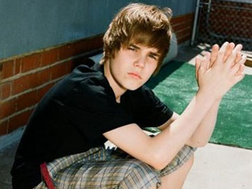 Джастин Бибер (Justin Bieber) решил показать чемпионам мира, кто лучше всех играет в футбол Джастин Бибер (Justin Bieber) решил показать чемпионам мира, кто лучше всех играет в футбол