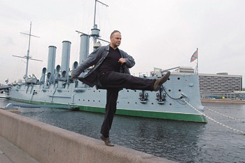 «Мне нелегко паясничать» «Мне нелегко паясничать»