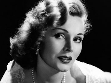Жа Жа Габор (Zsa Zsa Gabor) может остаться без обеих ног Жа Жа Габор (Zsa Zsa Gabor) может остаться без обеих ног