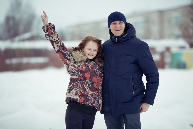 Николай и Света вдоволь нафотографировались на улице Николай и Света вдоволь нафотографировались на улице