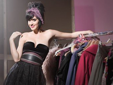 Кэти Перри (Katy Perry) выставила на онлайн-торги EBay реквизит со своего прошлого гастрольного тура Кэти Перри (Katy Perry) выставила на онлайн-торги EBay реквизит со своего прошлого гастрольного тура