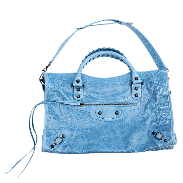 Balenciaga, 44 450 руб. Balenciaga, 44 450 руб.