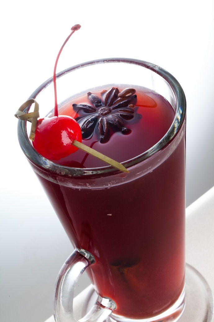 Согревающий коктейль «Пьяная вишня»
