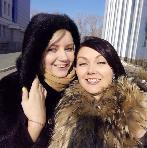 поздравить девушку