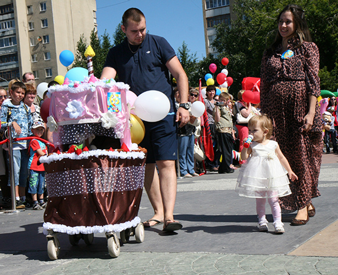 парад колясок тюмень парад колясок тюмень 2015 фото парад колясок тюмень парад колясок тюмень 2015 фото