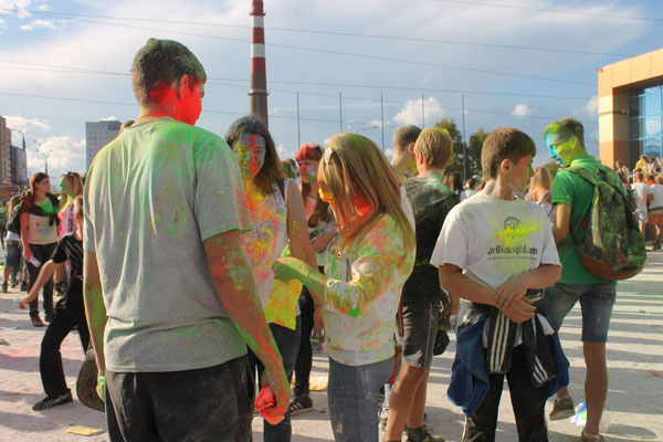 фестиваль красок в самаре 2014 фестиваль красок в самаре 2014