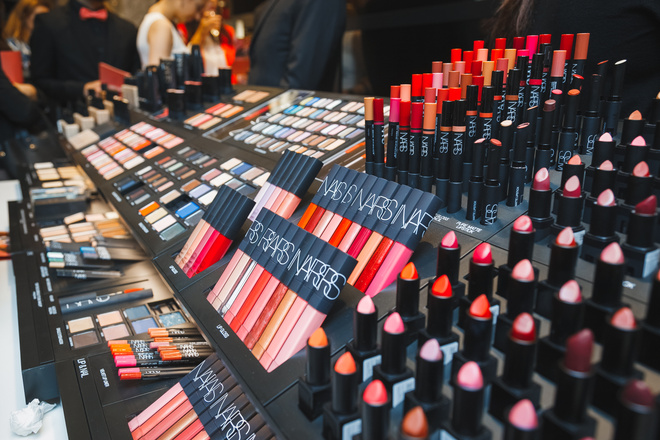 Флагманский корнер Nars открылся в ЦУМе Флагманский корнер Nars открылся в ЦУМе