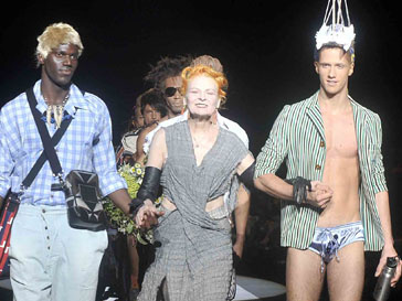 Вивьен Вествуд (Vivienne Westwood) - королева подиумов Вивьен Вествуд (Vivienne Westwood) - королева подиумов