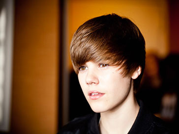 Джастина Бибера (Justin Bieber) побил мировой рекорд Джастина Бибера (Justin Bieber) побил мировой рекорд