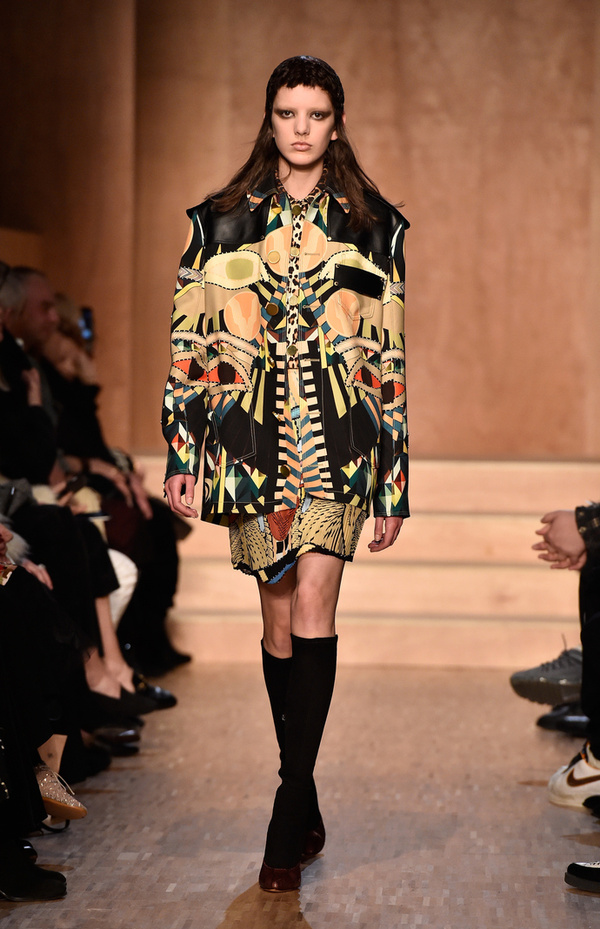 Боги Египта: показ Givenchy на Неделе моды в Париже