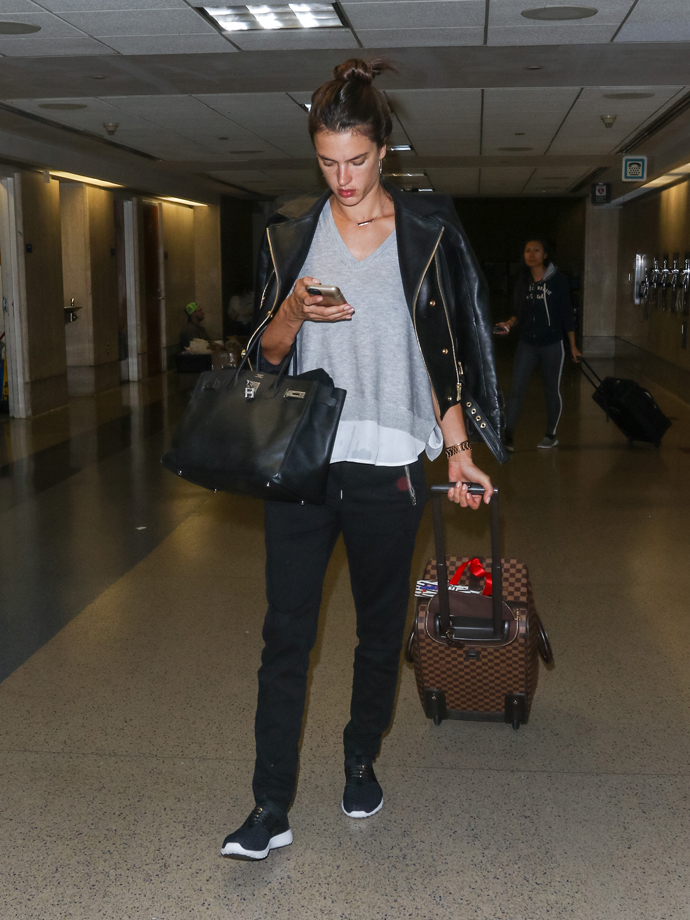 Алессандра Амбросио