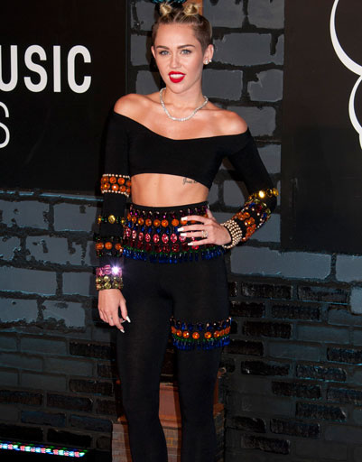 Майли Сайрус (Miley Cyrus) на MTV VMA 2013 Майли Сайрус (Miley Cyrus) на MTV VMA 2013