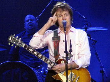 Пол Маккартни (Paul McCartney) желает послушать другие версии своей песни Пол Маккартни (Paul McCartney) желает послушать другие версии своей песни
