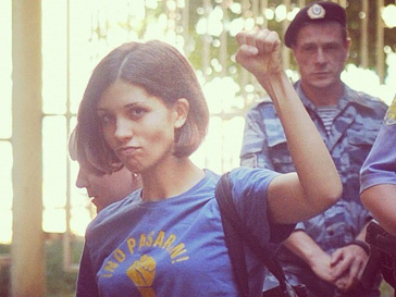 Pussy Riot приговорили к двум годам исправительной колонии Pussy Riot приговорили к двум годам исправительной колонии