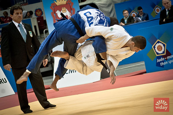 бои на арене чемпионат по дзюдо