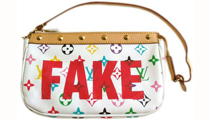 13 подарков, которые никогда нельзя дарить женщинам. Как не ошибиться в выборе подарка женщине?