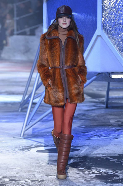 Показ H&M Studio осень-зима 2015 Показ H&M Studio осень-зима 2015