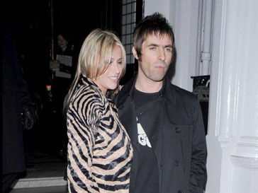 Лиам Галлахер (Liam Gallagher) и его жена Николь Эпплтон (Nicole Appleton) стали образцовыми родителями Лиам Галлахер (Liam Gallagher) и его жена Николь Эпплтон (Nicole Appleton) стали образцовыми родителями
