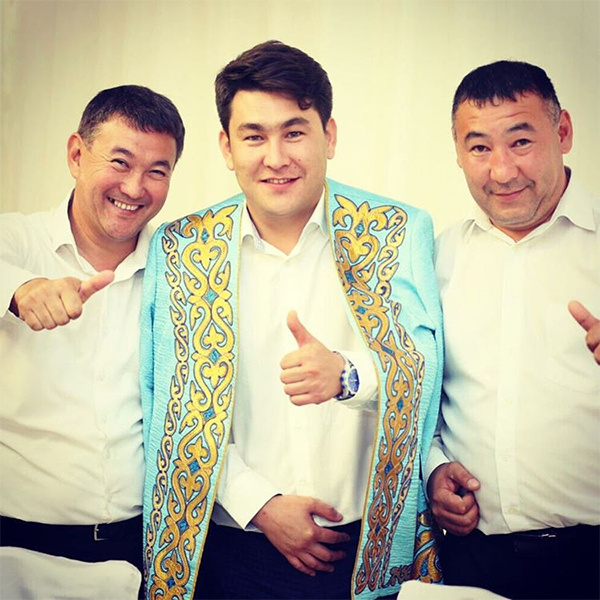 Азамат Мусагалиев Азамат Мусагалиев