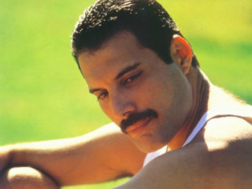 В Лондоне состоится аукцион памяти Фредди Меркьюри (Freddy Mercury) В Лондоне состоится аукцион памяти Фредди Меркьюри (Freddy Mercury)