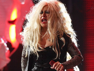 Кристина Агилера (Christina Aguilera) продолжает удивлять фанатов Кристина Агилера (Christina Aguilera) продолжает удивлять фанатов