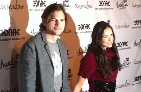 Деми Мур (Demi Moore) и Эштон Катчер (Ashton Kutcher) Деми Мур (Demi Moore) и Эштон Катчер (Ashton Kutcher)