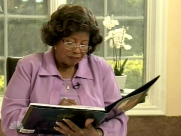 Кэтрин Джексон (Katherine Jackson) возмущена судебным решением Кэтрин Джексон (Katherine Jackson) возмущена судебным решением