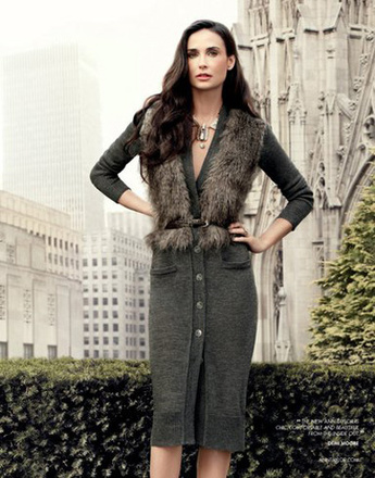 Деми Мур без ума от одежды марки Ann Taylor