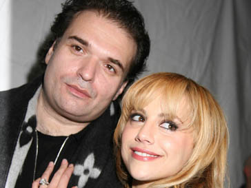 Бриттани Мерфи (Brittany Murphy) и Саймон Монжак (Simon Monjack) умерли от пневмонии Бриттани Мерфи (Brittany Murphy) и Саймон Монжак (Simon Monjack) умерли от пневмонии